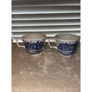 Set of 2 Royal Essex Shakespeare's Birthplace Stratford-on-Avon Tea Cups